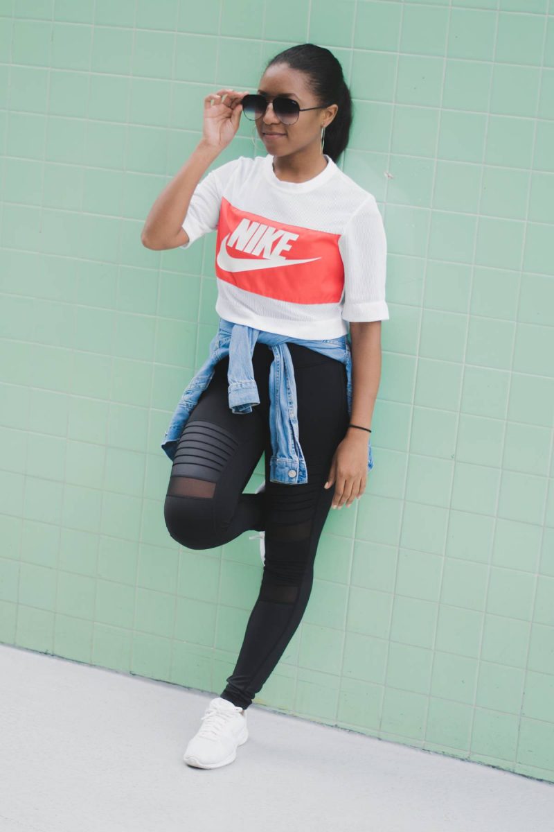 Travel Style Nike Crop Airport Outfit-10
