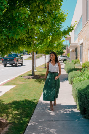how to style long skirts for petite girls